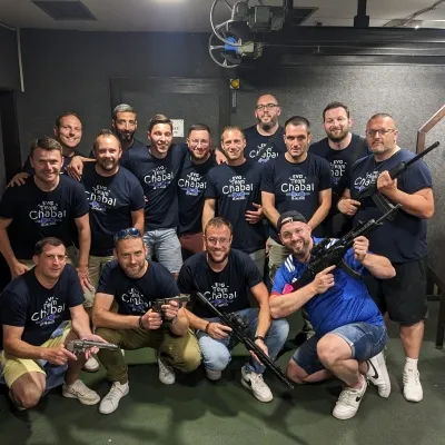 AK-47 / Scorpion + 2 Guns / 33 Bullets